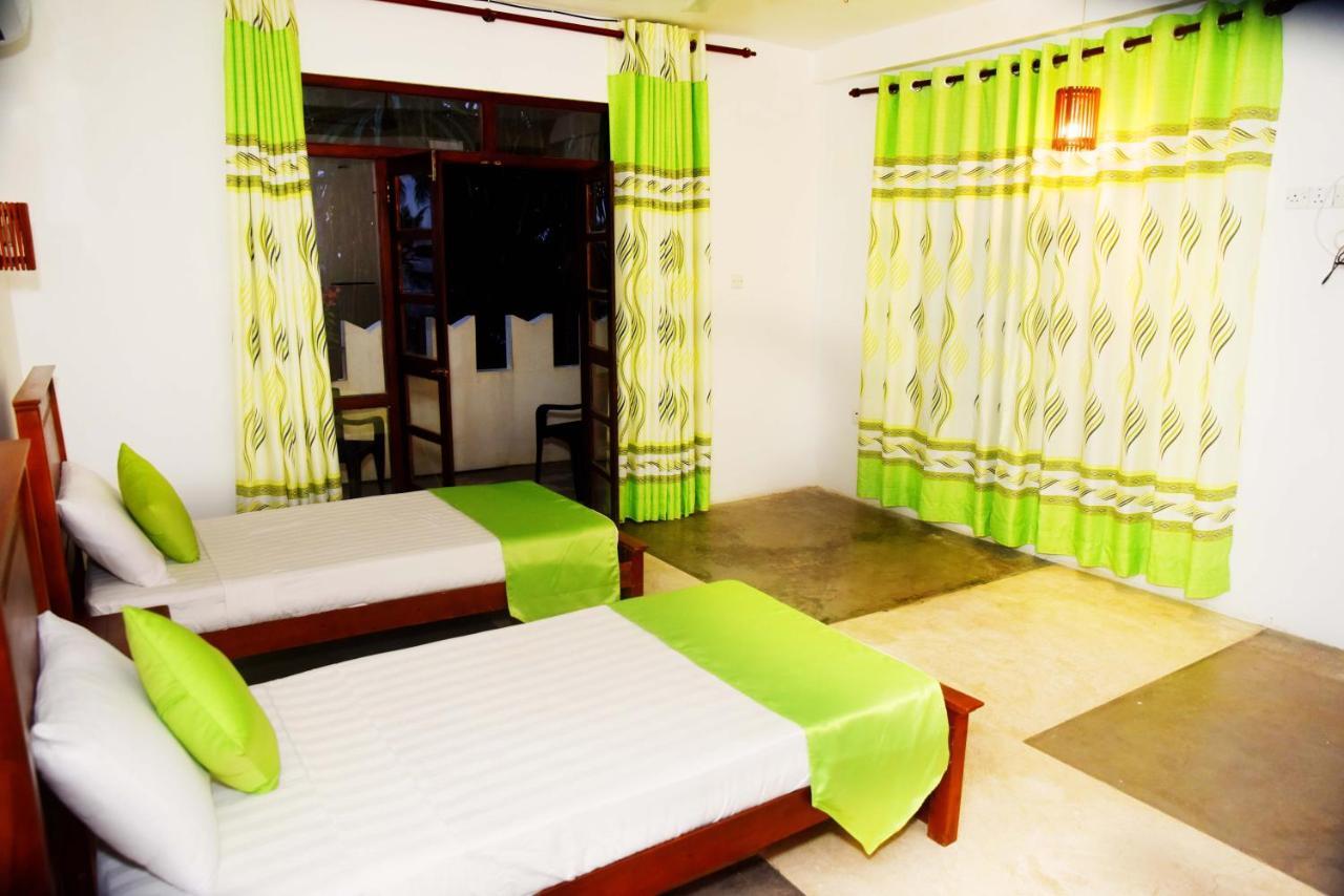Akurala Beach Boutique Resort Екстериор снимка