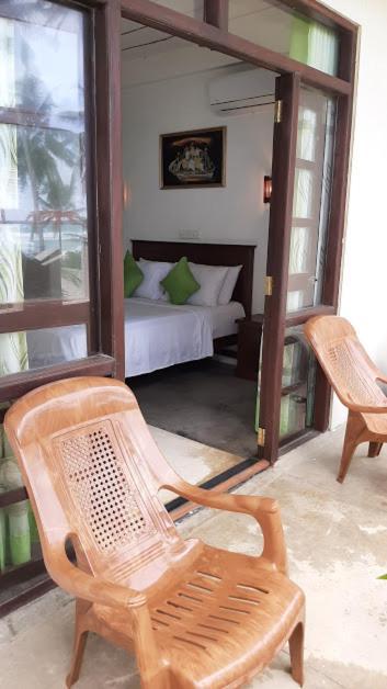 Akurala Beach Boutique Resort Екстериор снимка